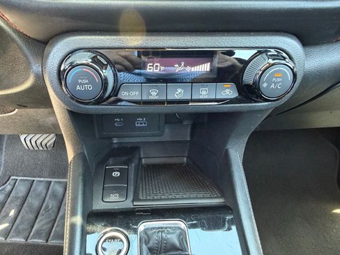Used 2024 Nissan Kicks SR FWD image 24