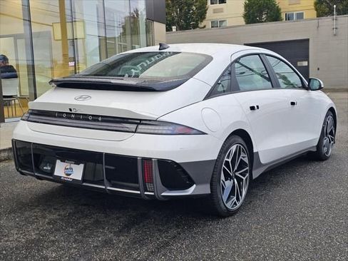 New 2025 Hyundai Ioniq 6 SEL AWD/4WD image 7