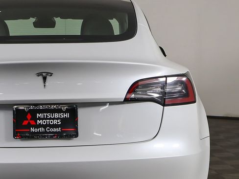 Used 2023 Tesla Model 3 Standard Range RWD image 17