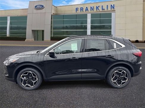 New 2026 Ford Escape Platinum w/ Premium Technology Package image 4