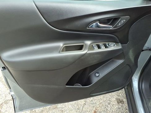 Used 2024 Chevrolet Equinox LT w/ LPO, Floor Liner Package FWD image 11