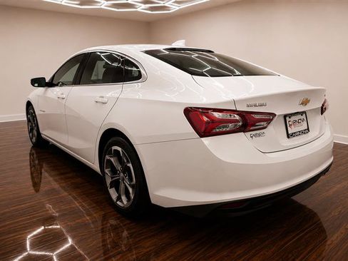 Used 2021 Chevrolet Malibu LT FWD image 6