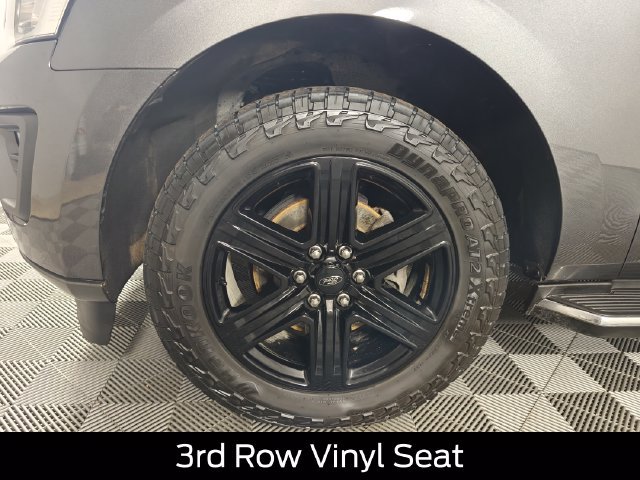 Used 2020 Ford Expedition XLT w/ Equipment Group 202A AWD/4WD image 25