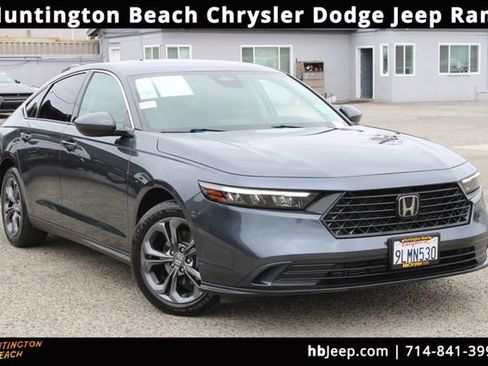 Used 2023 Honda Accord EX image 1