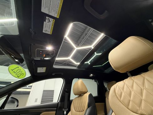 Used 2021 Hyundai Santa Fe Calligraphy image 5