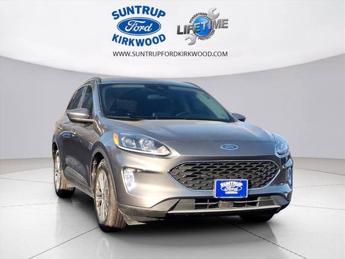 Used 2022 Ford Escape SEL w/ Technology Package image 1