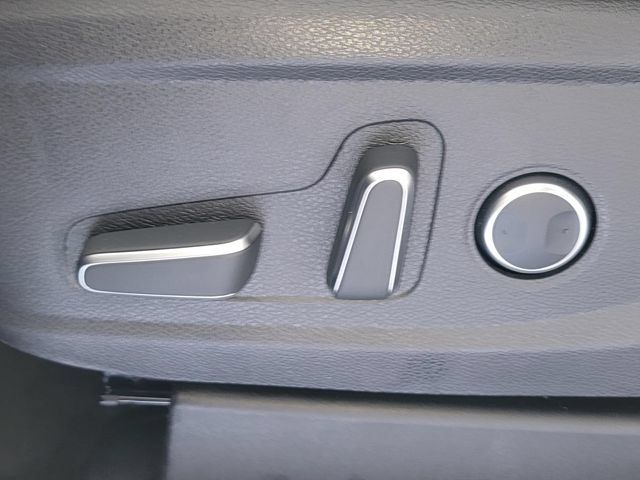 Used 2025 Hyundai Palisade SEL AWD/4WD image 32