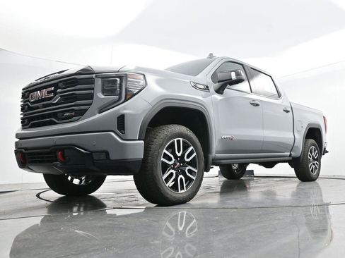 Used 2025 GMC Sierra 1500 AT4 w/ AT4 Premium Package image 48