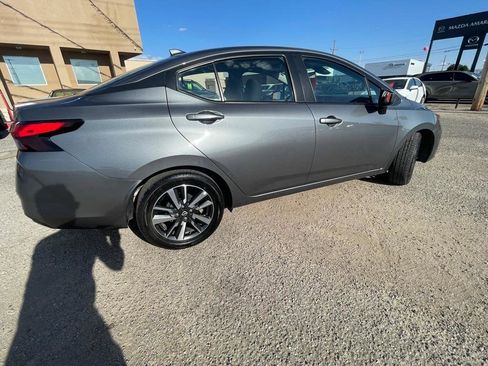 Used 2025 Nissan Versa SV FWD image 4