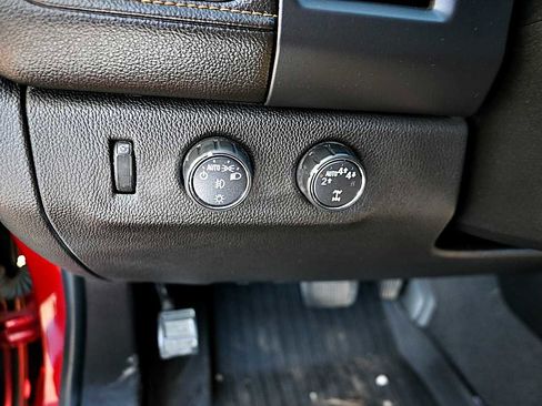 Used 2022 GMC Canyon AT4 image 21