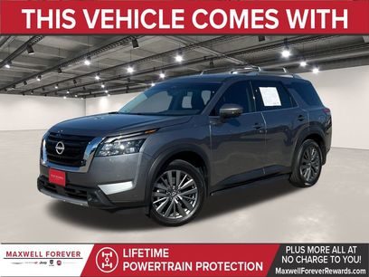 Used 2025 Nissan Pathfinder SL w/ SL Premium Package