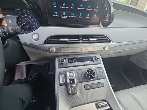 Used 2022 Hyundai Palisade SEL w/ 8P Bench Seat Package AWD/4WD image 14