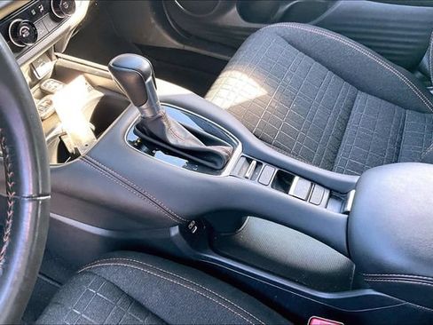Used 2025 Honda HR-V Sport image 18