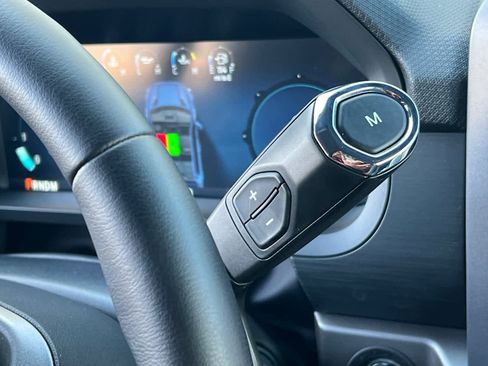 Certified 2025 Ford F150 XLT w/ Equipment Group 301A Standard image 21