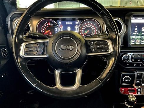 Used 2020 Jeep Gladiator Rubicon image 8
