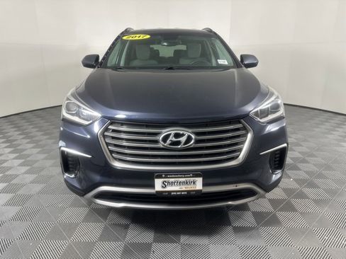 Used 2017 Hyundai Santa Fe SE image 8