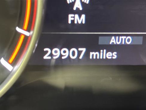 Used 2022 Nissan Rogue SV AWD/4WD image 11