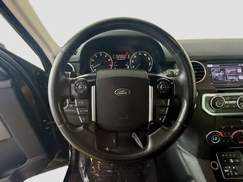 Used 2016 Land Rover LR4 HSE AWD/4WD image 13