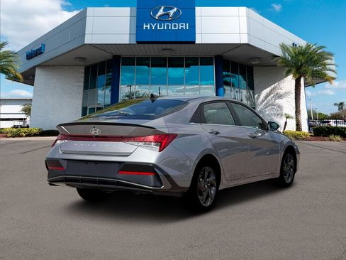 New 2026 Hyundai Elantra SEL Sport image 8