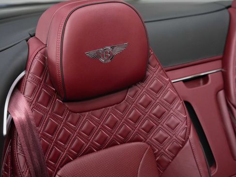 Used 2021 Bentley Continental GT V8 AWD/4WD image 36