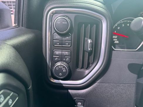 Used 2020 Chevrolet Silverado 1500 LT Trail Boss w/ Convenience Package AWD/4WD image 33