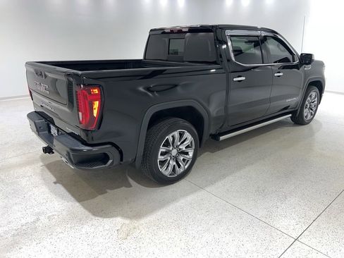 Used 2023 GMC Sierra 1500 Denali w/ Denali Reserve Package AWD/4WD image 5