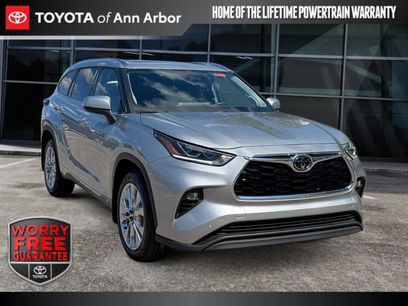 Used 2025 Toyota Highlander Limited