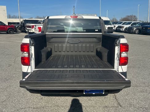 Used 2022 Ford Maverick XL image 18