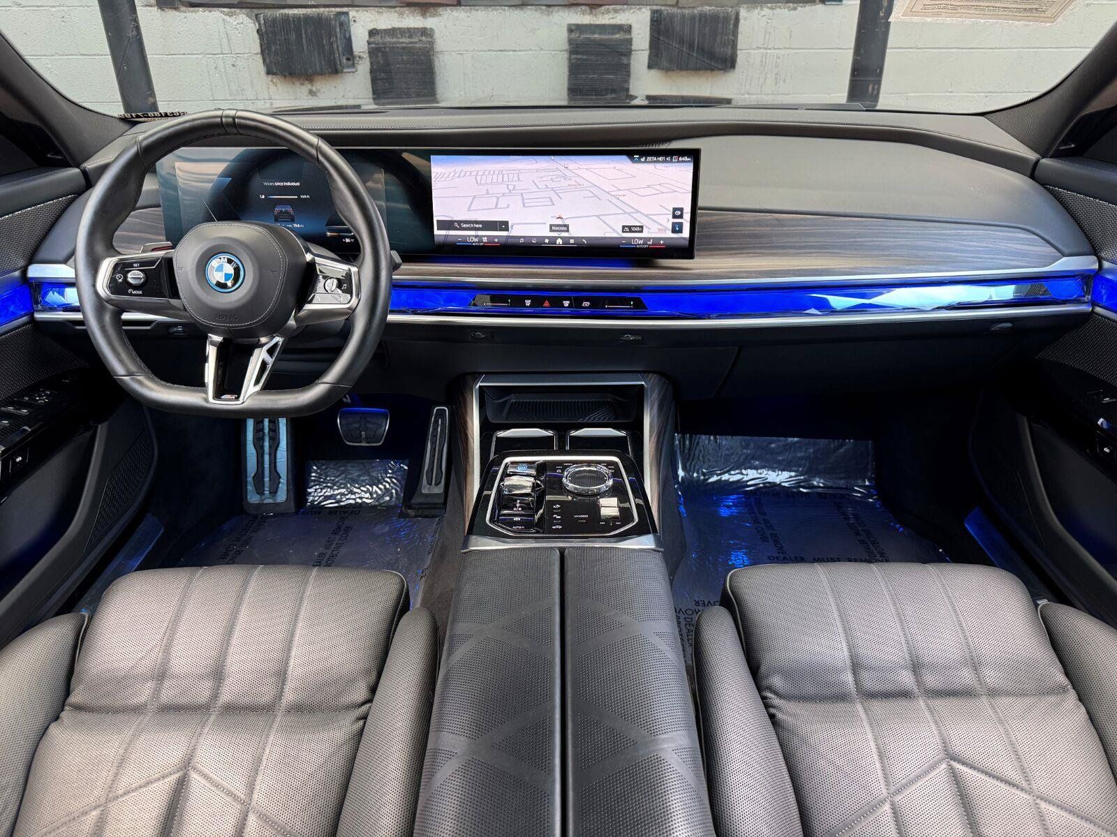 Used 2024 BMW i7 eDrive50 w/ M Sport Package RWD image 13
