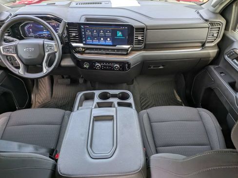 Used 2023 Chevrolet Silverado 1500 RST AWD/4WD image 15