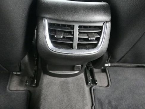 Used 2024 Chevrolet Malibu LT FWD image 18