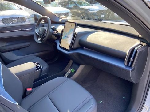 New 2026 Volvo EX30 Plus image 18