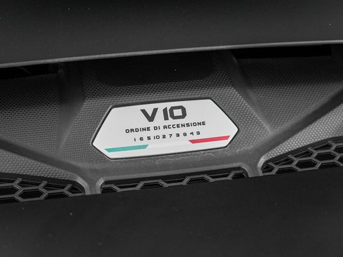 Used 2021 Lamborghini Huracan EVO RWD image 49