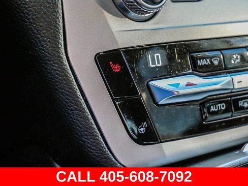 Used 2021 Ford Explorer XLT w/ Equipment Group 202A AWD/4WD image 38