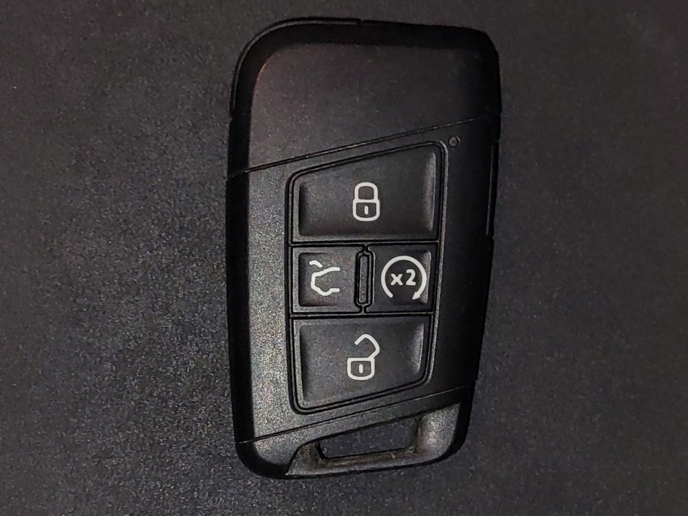 Used 2022 Volkswagen Taos SE FWD image 32