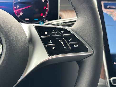 New 2025 Mercedes-Benz GLC 300 4MATIC image 29