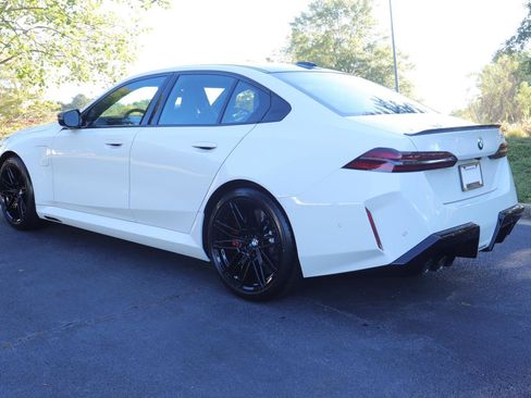 New 2026 BMW M5 w/ Carbon Package image 5