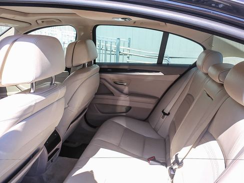 Used 2014 BMW 528i xDrive Sedan AWD/4WD image 18