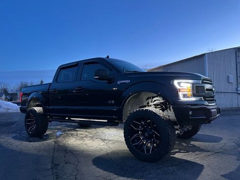 Used 2020 Ford F150 XLT w/ Equipment Group 302A Luxury image 2