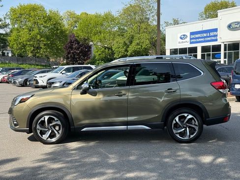 Used 2023 Subaru Forester Touring AWD/4WD image 9