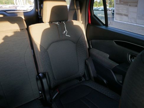 New 2025 Honda Pilot Sport image 14