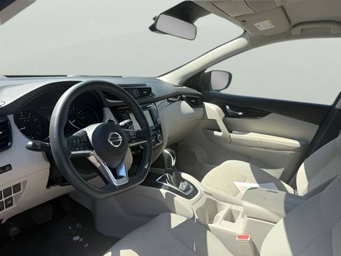Used 2020 Nissan Rogue Sport SV AWD/4WD image 11