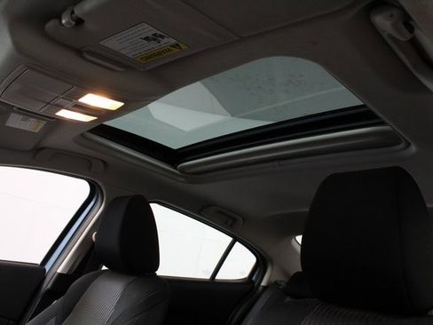 Used 2015 MAZDA MAZDA3 i Touring w/ Technology Package image 17