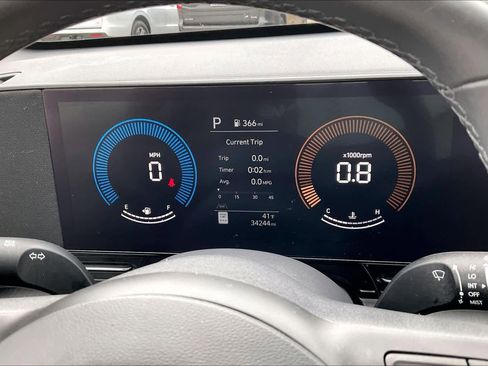 Used 2024 Hyundai Kona SEL image 24