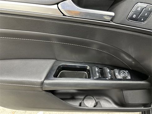 Used 2015 Ford Fusion Titanium image 17