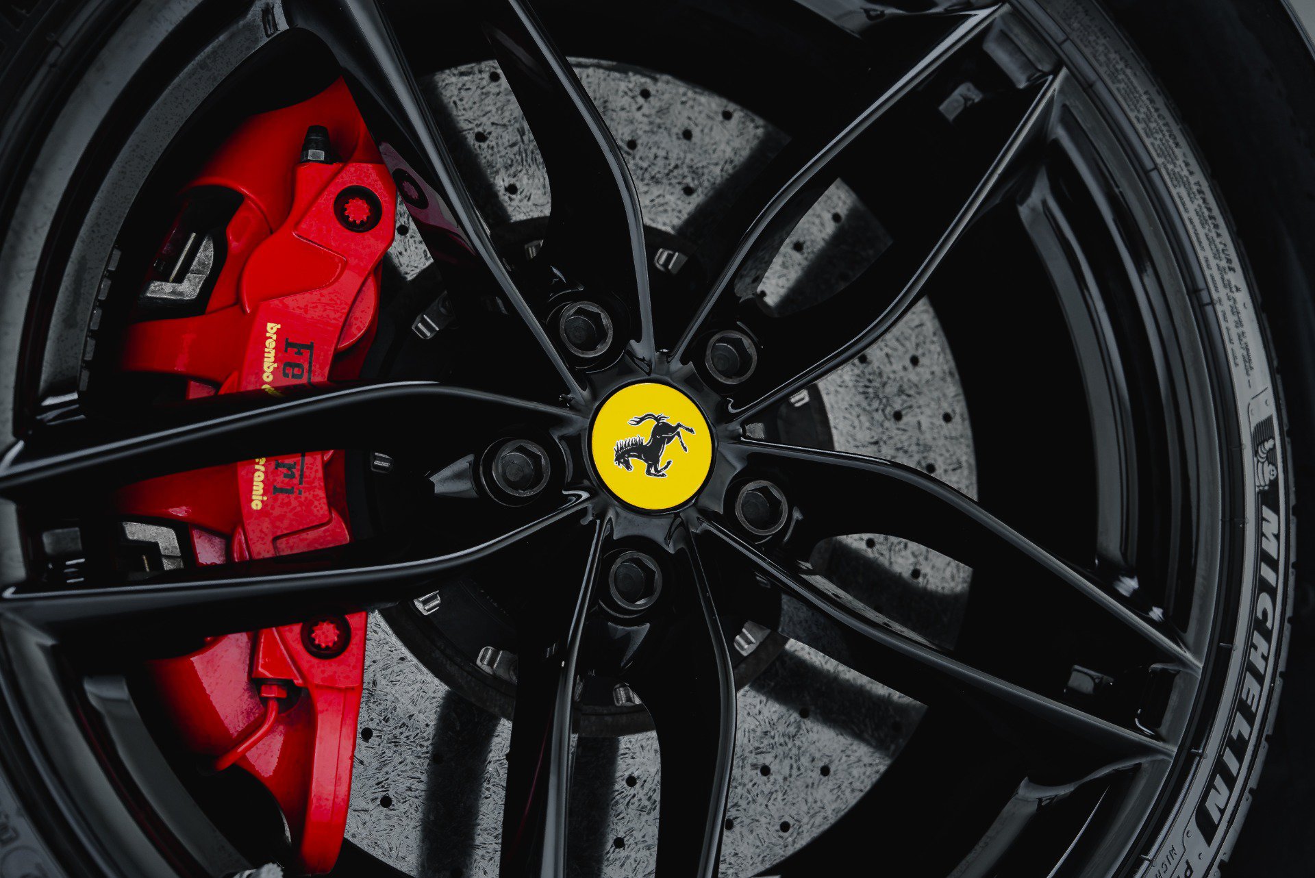Used 2016 Ferrari 488 GTB RWD image 36