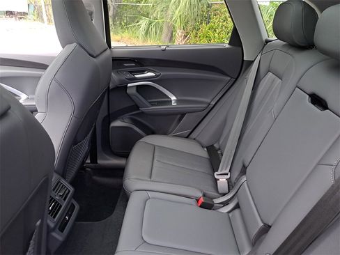 New 2025 Audi Q5 Premium Plus image 27