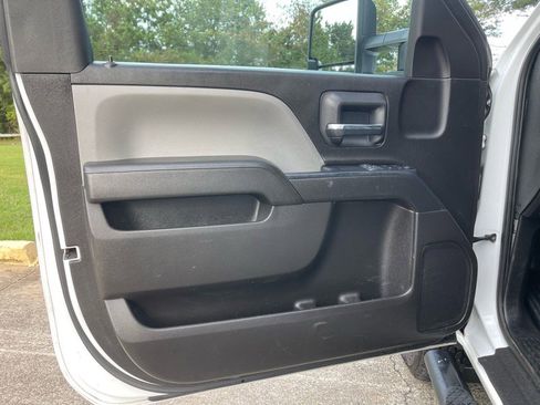 Used 2019 GMC Sierra 3500 4x4 Regular Cab w/ Sierra Convenience Package image 19