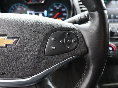 Used 2017 Chevrolet Impala Premier w/ Enhanced Convenience Package image 23