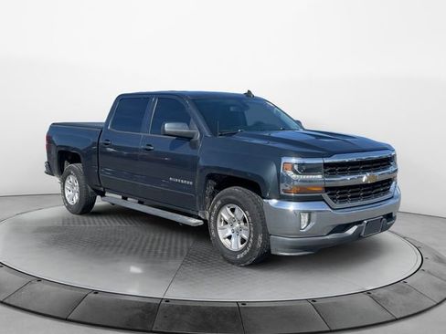 Used 2017 Chevrolet Silverado 1500 LT w/ LT Eassist Package image 7